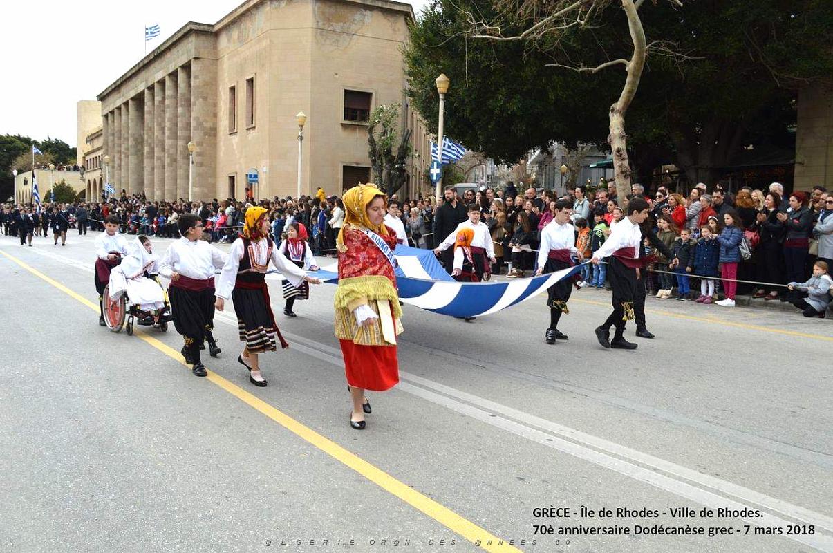 243- Rhodes- Defile Dodecanese grec.JPG